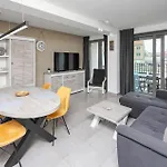 Residentie Crystal Ref 99 *